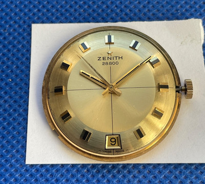 Original ZENITH Manual Winding movement cal 2562C running & 28800 dial (1/18579)