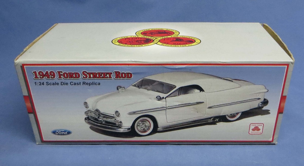 All-State Crown Premiums 1:24 Scale Diecast 1949 Ford Street