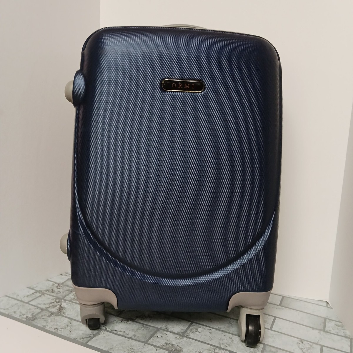 Trolley Bags Ormi Luggage ORMI Hard Side 19