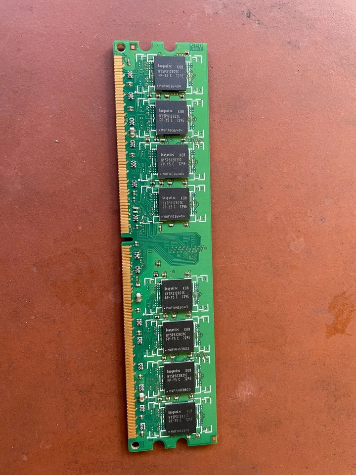 Hynix 1GB 2Rx8 PC2-5300U-555-12 HYMP512U64CP8-Y5 AB-C - Image 2 of 2