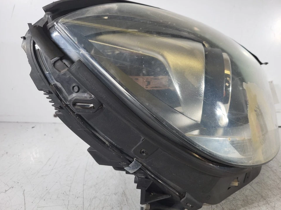 Faro lado conductor mercedes w204 c220 clase cdi 4 puertas 2008-2014 o50 Foto 4 de 4