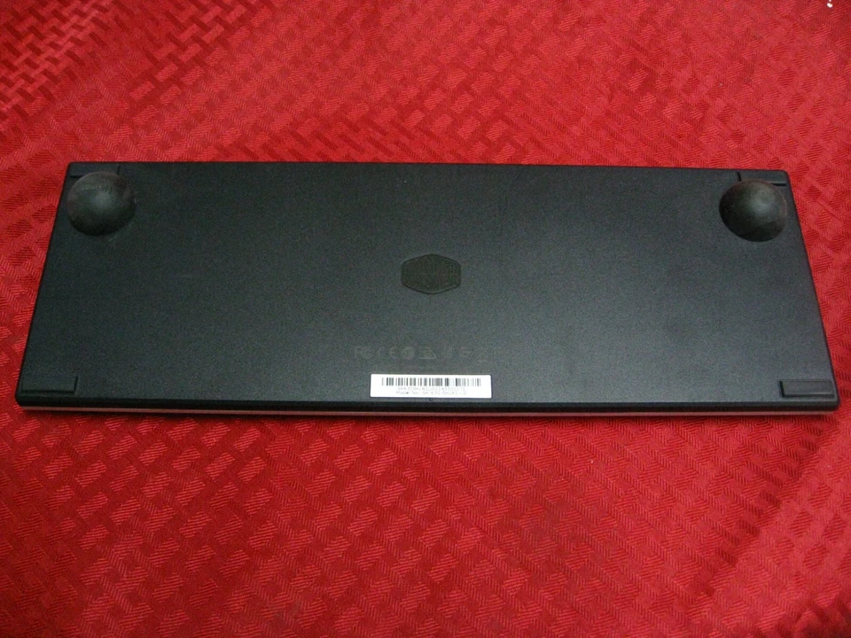 Cooler Master SK-630 USB wired keyboard - Tested Working - White Version - Image 3 of 4