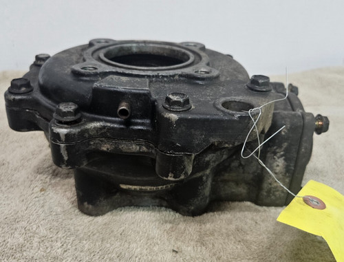 2001 Polaris Magnum 325 4 Wheeler ATV #1341321 rear differential housing