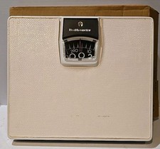 Vintage Health o meter Mechanical Bathroom Scale in original box