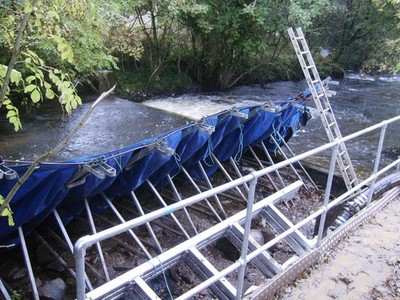 Foto A2 Wartung oder Verbesserungen an Flussseite 2 Llangolman nach th c2012