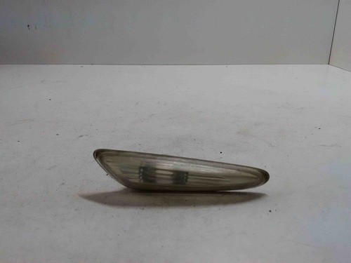 BMW 3 E46 Kotflügelblinker vorne rechts 6911372 2.00 Diesel 110kw 2003 28377935