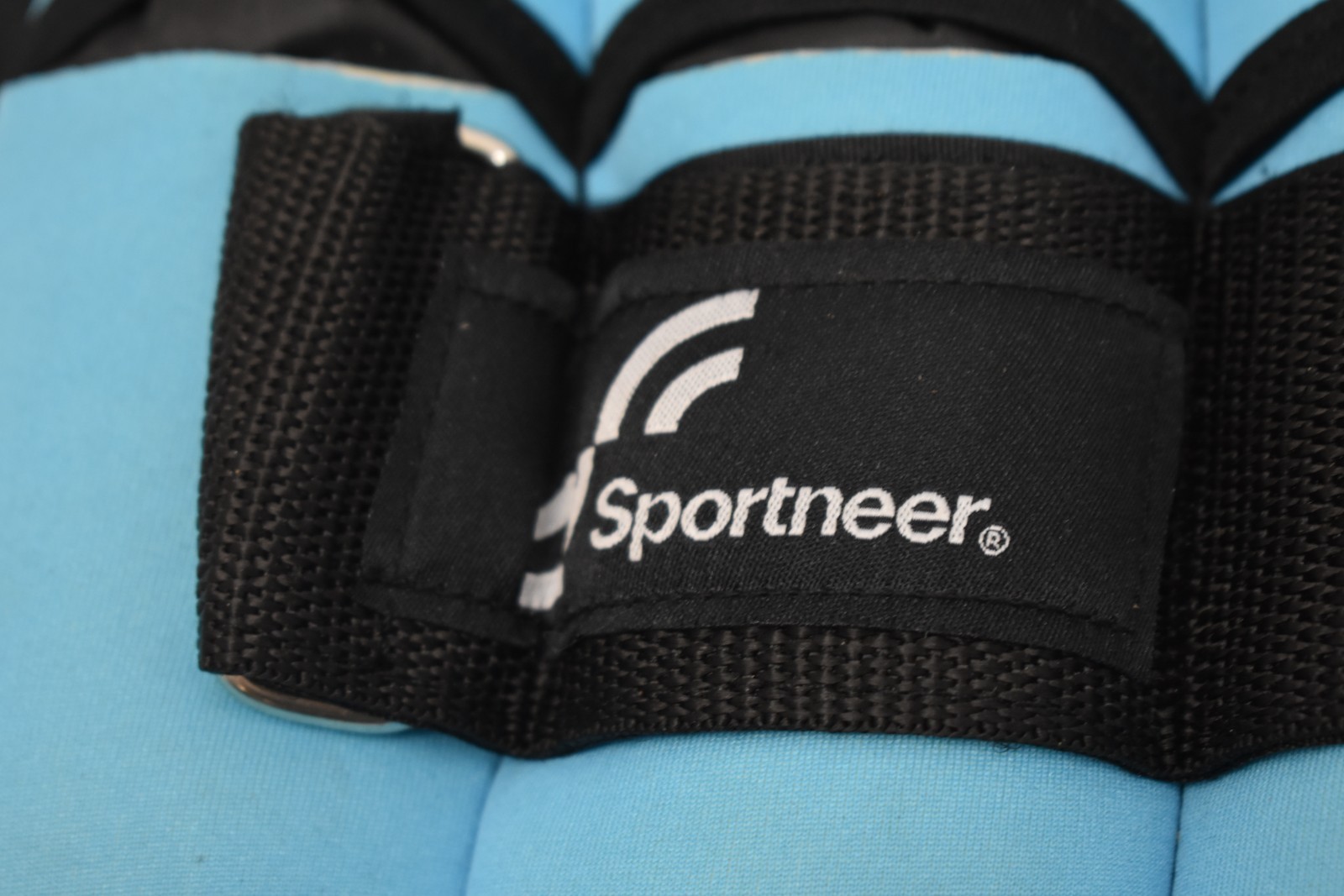Sportneer Adjustable Ankle Weights 1 Pair 1-5 lbs Per Leg Weight Black & Blue