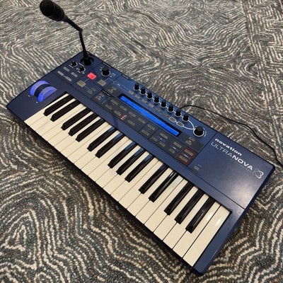 Novation UltraNova: Analog Modeling Synthesizer 37-Key 20 Voice / Vocoder w/Mic