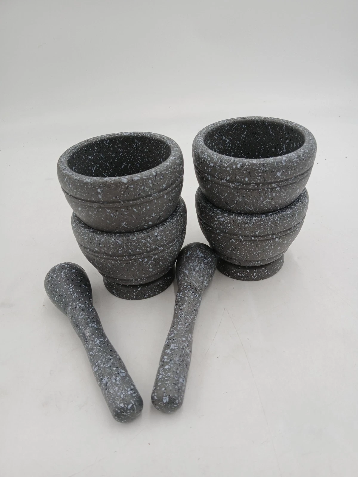 Plastic Mortar And Pestle Set Lot of 4 Bowls 2 Pestles Gray Spotted Kitchen
Opens in a new window or