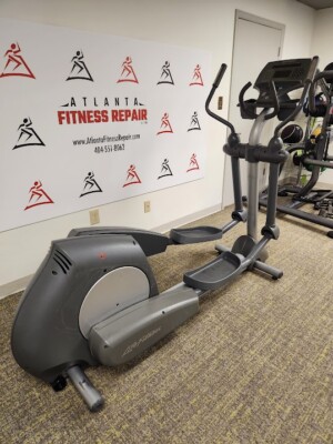 Life Fitness Integrity Series Elliptical CLSX