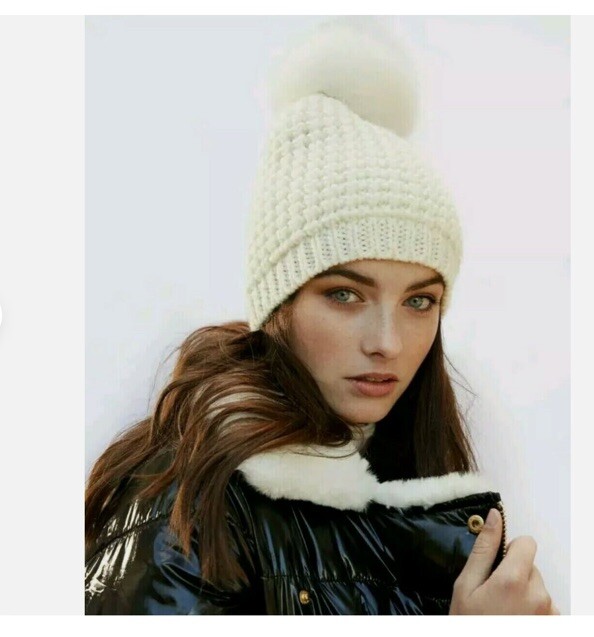 KYI KYI Pom Pom Beanie with Genuine Fox Fur Kyi Kyi Classic Beanie main image 2