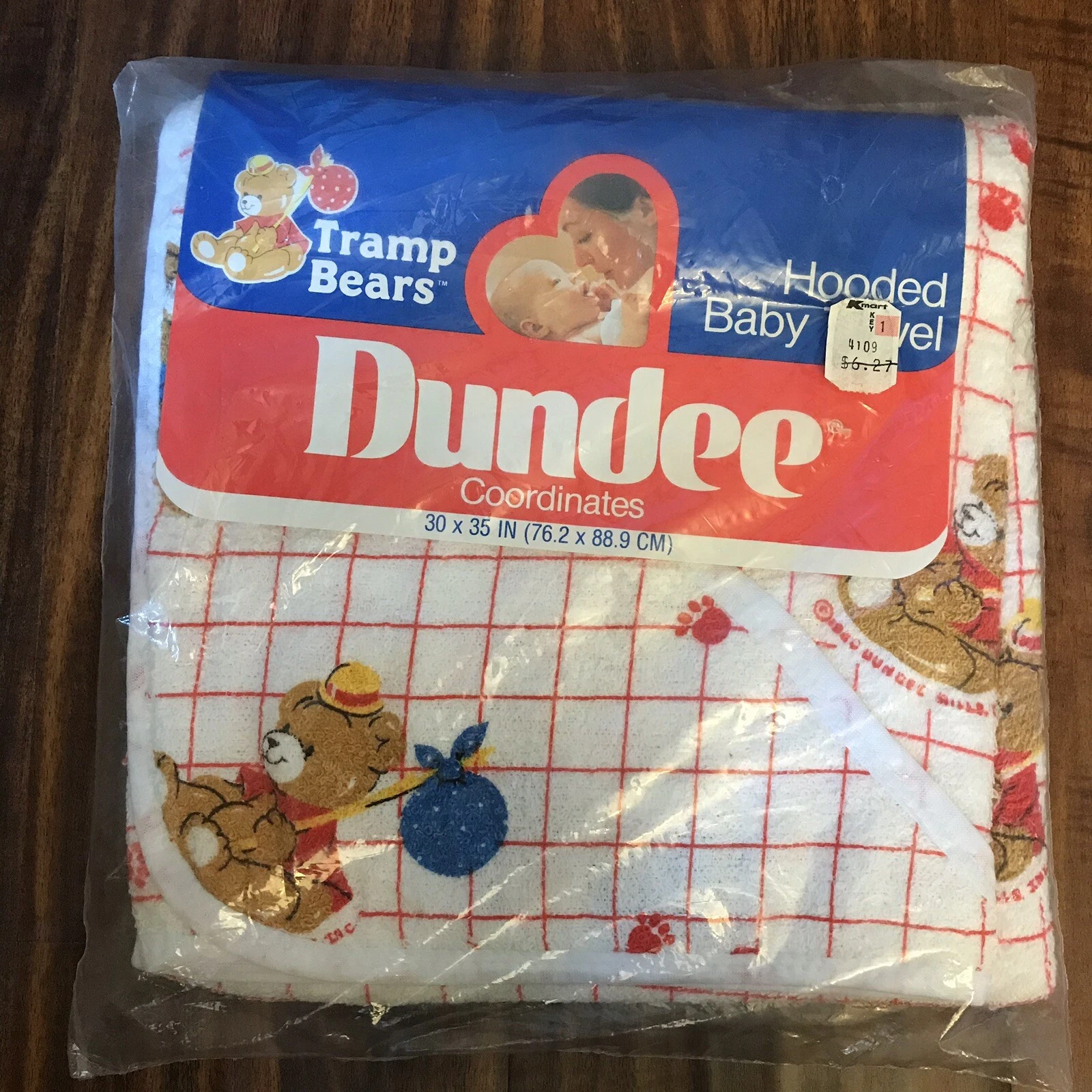 Vtg Dundee Hooded Baby Bath Towel Tramp Teddy Bears Coordinates NEW Old Stock
Opens in a new window
