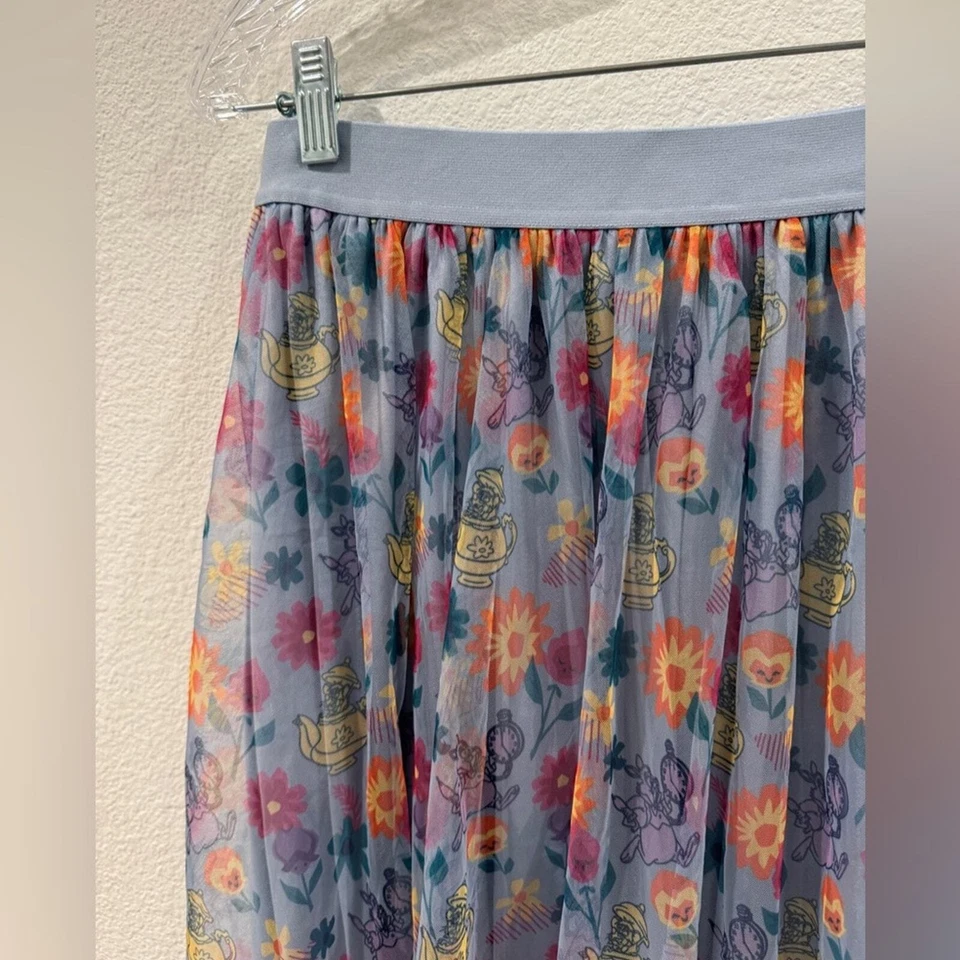 Disney X Su Universo Alicia en el País de las Maravillas Jardín Flores Azul Claro Falda Midi S Foto 2 de 4