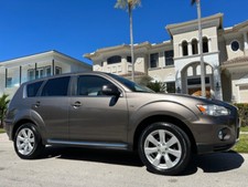 2011 Mitsubishi Outlander GT V6 AWD - ONLY 1 OWNER - 7 PASSENGER SUV
