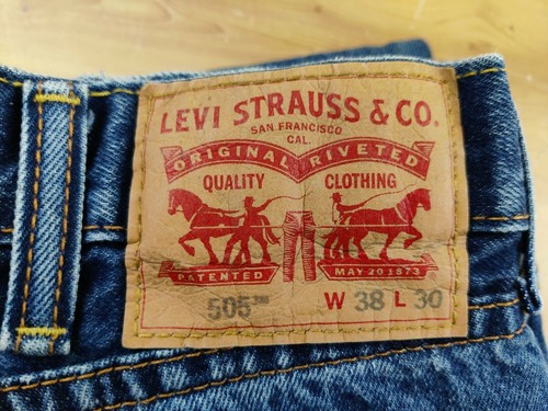 Levi's 505 Jeans Men's Size 38x30 Zip Fly Blue Distressed Wear - Picture 2 of 11