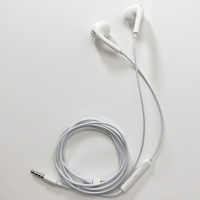 Headphones Wired Earphones White Headset  3.5mm Jack Earbuds For IOS/Android/PC