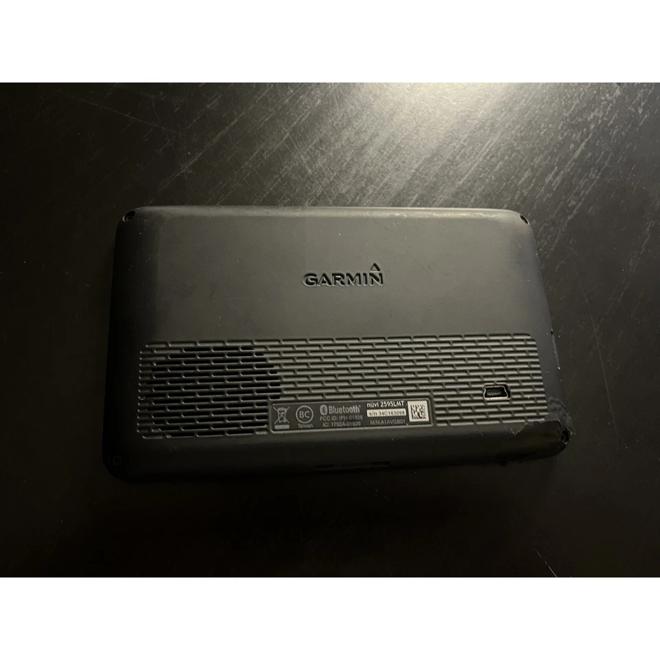 Garmin nüvi 2595LMT GPS Navigation - AS-IS - For Parts - Image 2 of 4