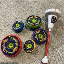RARE TOYSMITH MOTORIZED ROCKET LAUNCHER & 5 T...