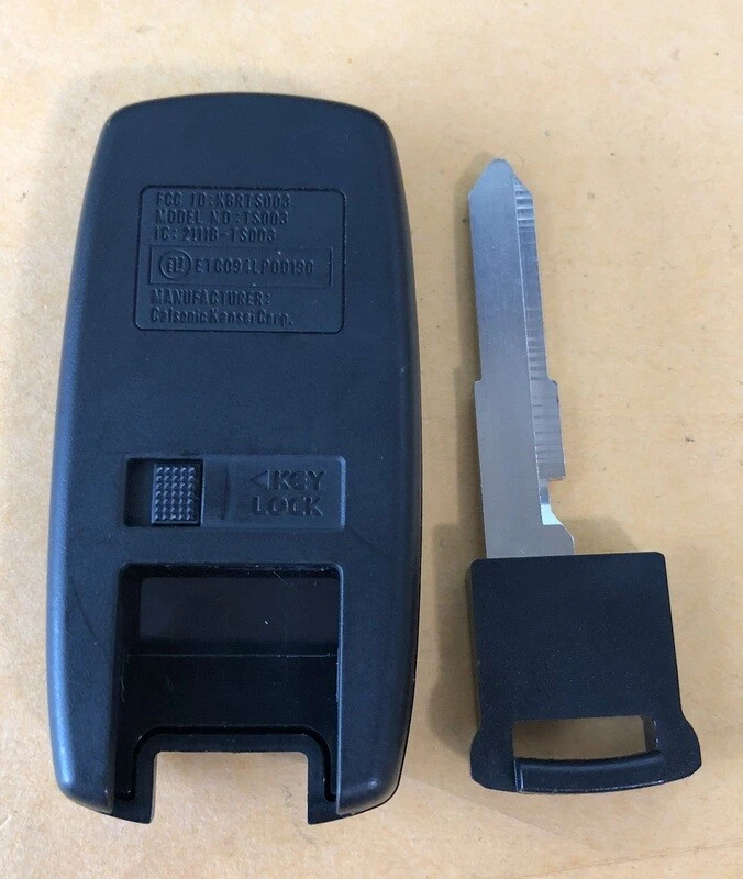 OEM ORIGINAL SUZUKI GRAND VITARA SX4 SMART PROXIMIDAD MANDO A DISTANCIA SIN LLAVE KBRTS003 Foto 2 de 2