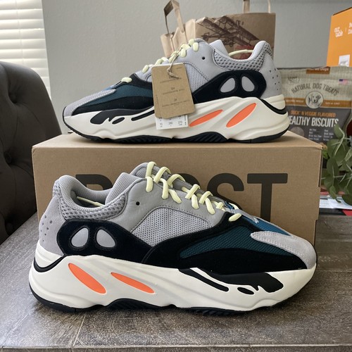 wave runner 700 size 10