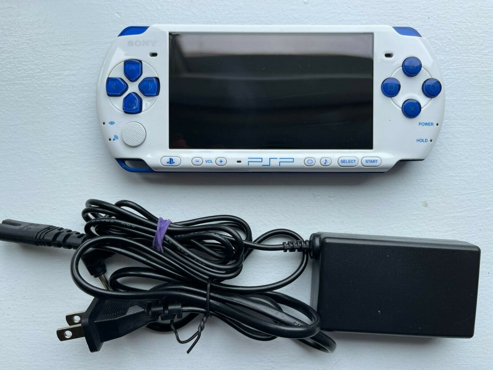 PSP 3000 White and Blue - Rare - Good Condition - OEM Japan Import