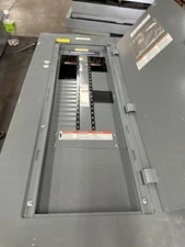 Square D 250A NF Panelboard 600Y/347V 240V 3PH 4W 42 Cir Box P398