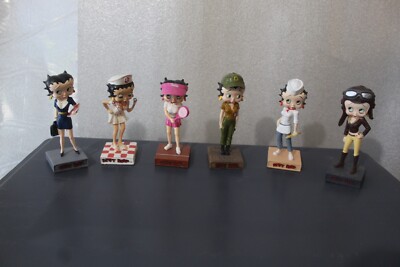 A SAISIR COLLECTION OFFICIELLE COMPLETE de 60 FIGURINES BETTY BOOP + 60 FASCICULES - Collection