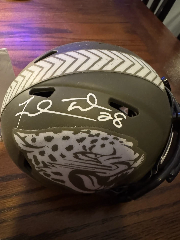 Fred Taylor Jaguars STS 迷你头盔 签名 带耐克 Visor,Beckett 认证 — 第 3/4 张图片