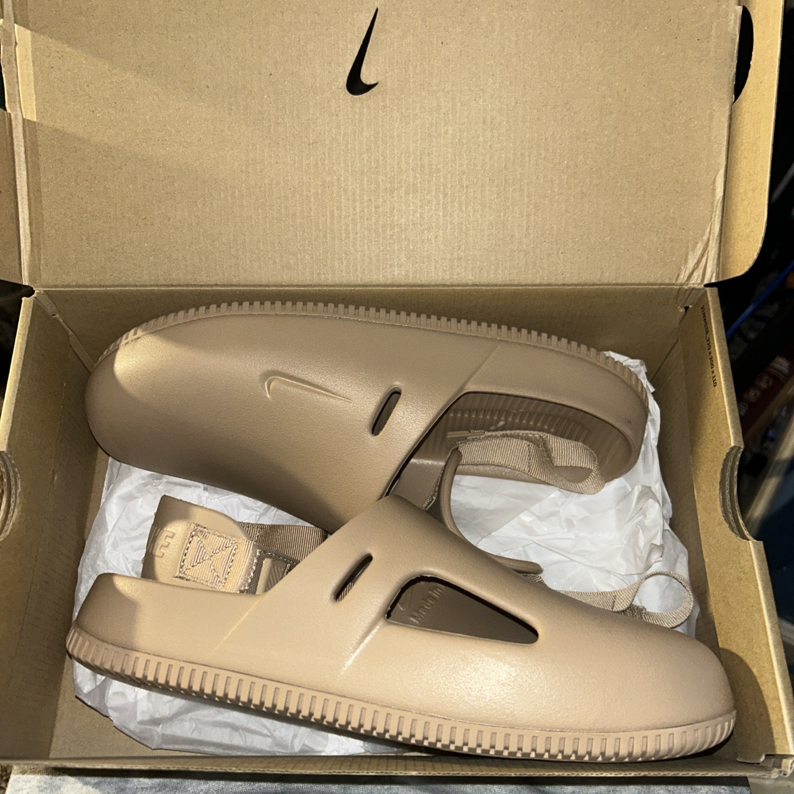 Man's Clogs Nike Calm Slip ( NEW IN BOX) NEVER WORN