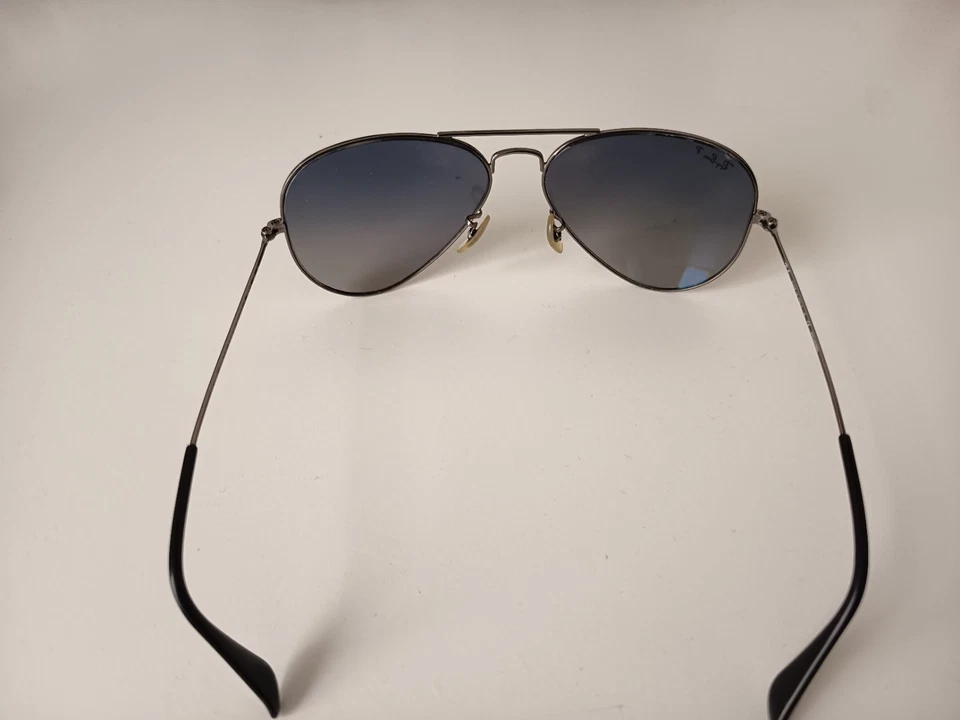 Genuine Ray-Ban Aviator Polarised Mirror Sunglasses RRP £228, photo 3 of 5