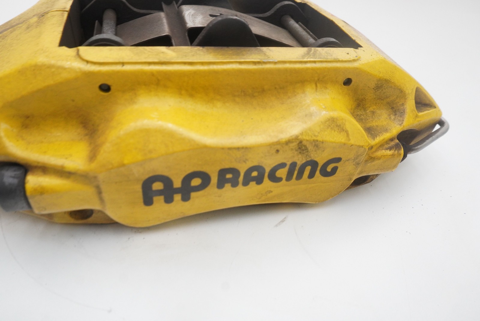 Lotus Evora 2018 Rear Right Brake caliper bracket Yellow P/N A132J4118F
