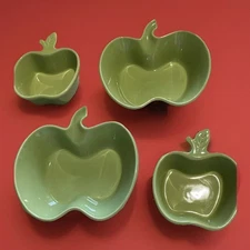 Chantal Large & Small Apple Green Serving Bowls. In New Condition. Vintage 2004