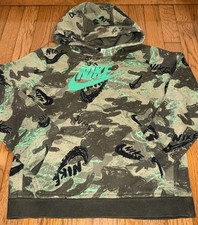 Boys Large Nike Hooded Sweatshirt Standard Fit- Green