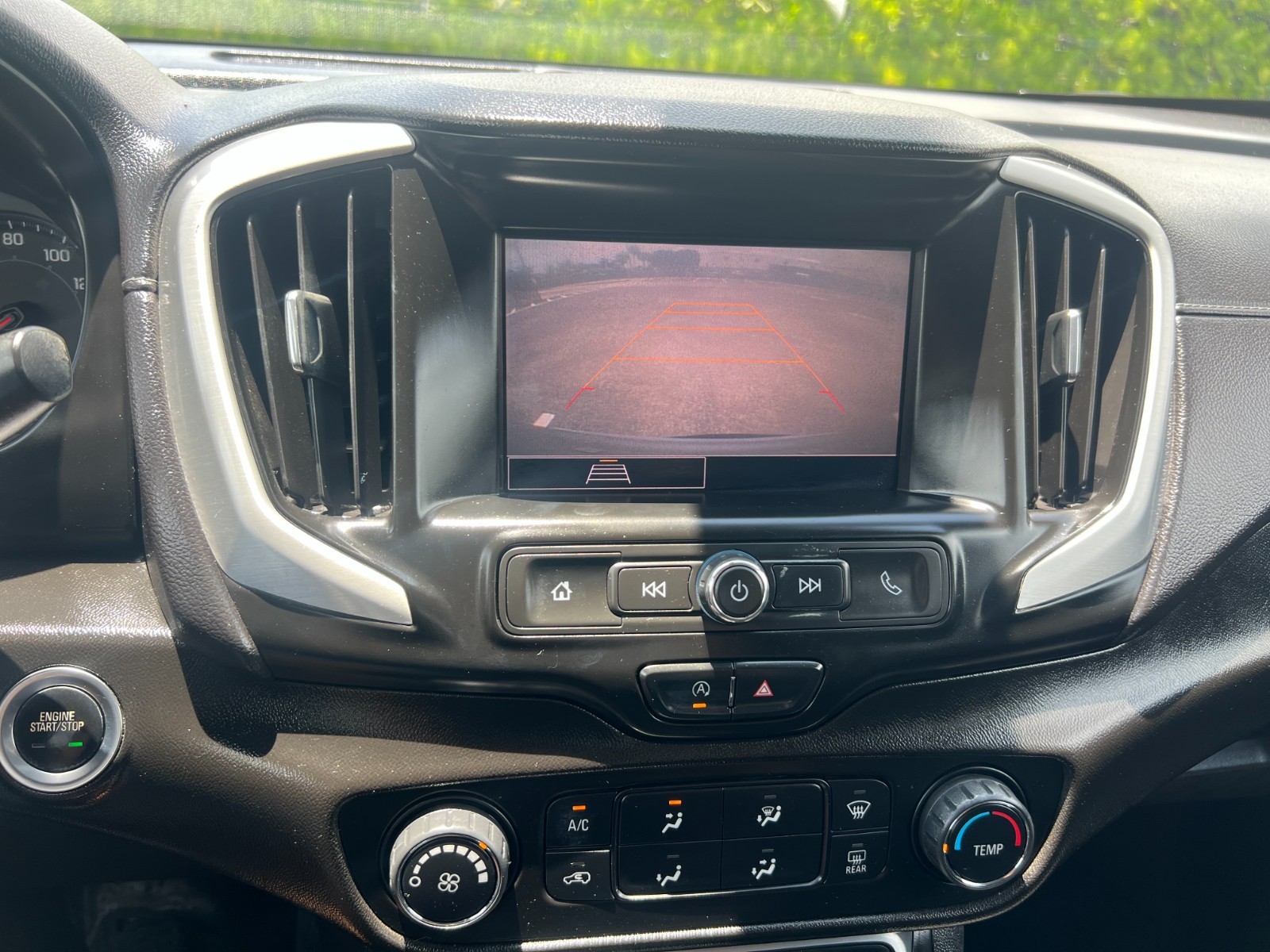 GMC Terrain - Image 30