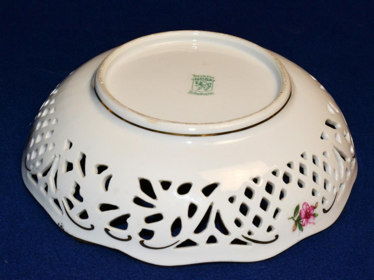 Vintage SCHUMANN Bavaria Germany FLORAL 7 1/2