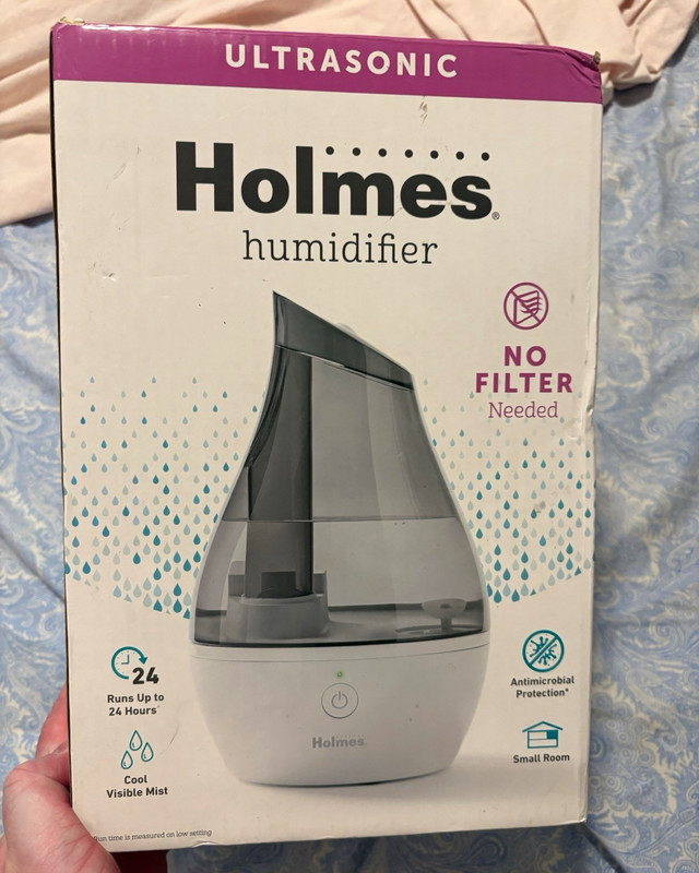 Holmes Ultrasonic Filterless Cool Mist Humidifier, Small Room, White/Gray