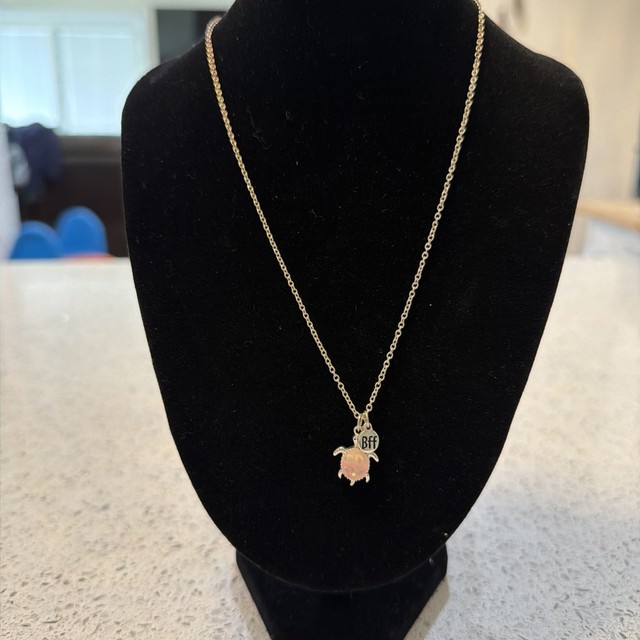 YouLoveYouShop Turtle BFF Necklace Set of 2