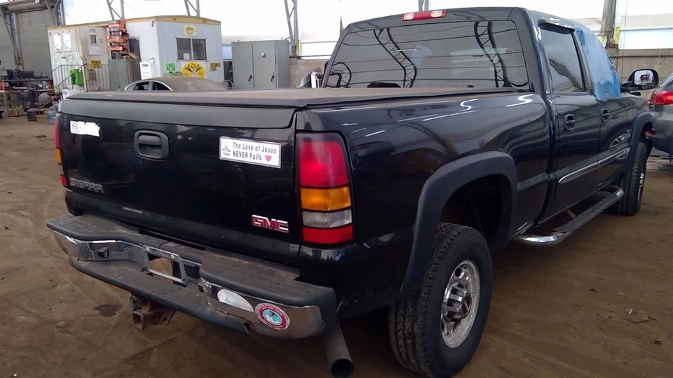 Engine Classic Style Creased Door Skin Fits 06-07 SIERRA 2500 PICKUP 6803517 - Image 2 of 4