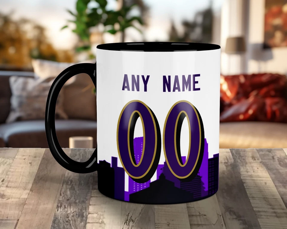 Taza Jersey Baltimore Ravens City Skyline PERSONALIZABLE - Cualquier Nombre/Número - 11 OZ Foto 2 de 4