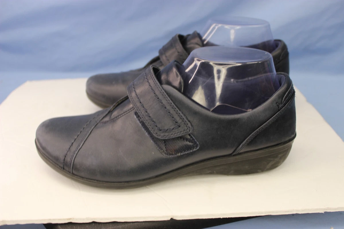 Clarks 7w sales