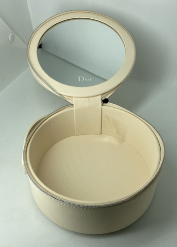 Christian Dior Nude 6β Round Vanity Make Up Travel Case With Mirror Zip-Around - Picture 20 of 23