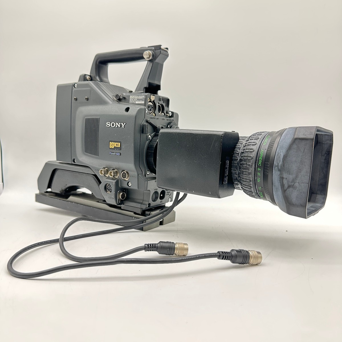 Sony Video Camera DXC-D30WS+Fujinon AT2 BMD-D24 A19x8.7+Sony