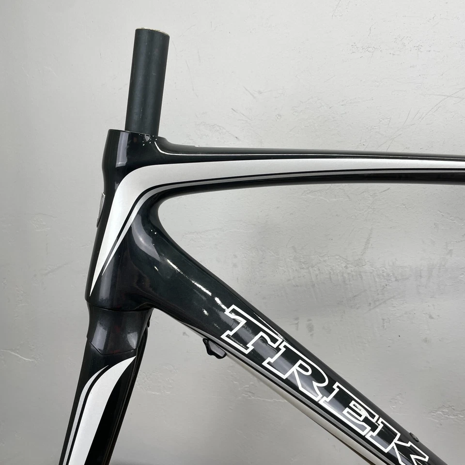 Trek Madone 5.2 Frame Set 54 cm USA Carbon Fiber OCLV 130 Onyx 2007 - Image 4 of 4
