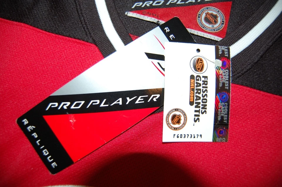 Camiseta nova com etiquetas vintage 2000 New Jersey Devils Pro Player Scott Gomez autógrafo XXL - Imagem 2 de 4