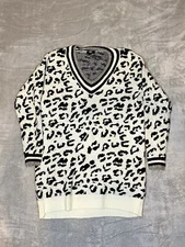 Lucca women's Long sleeved V-neck Oversized  Size S Fuzzy knitted sweater