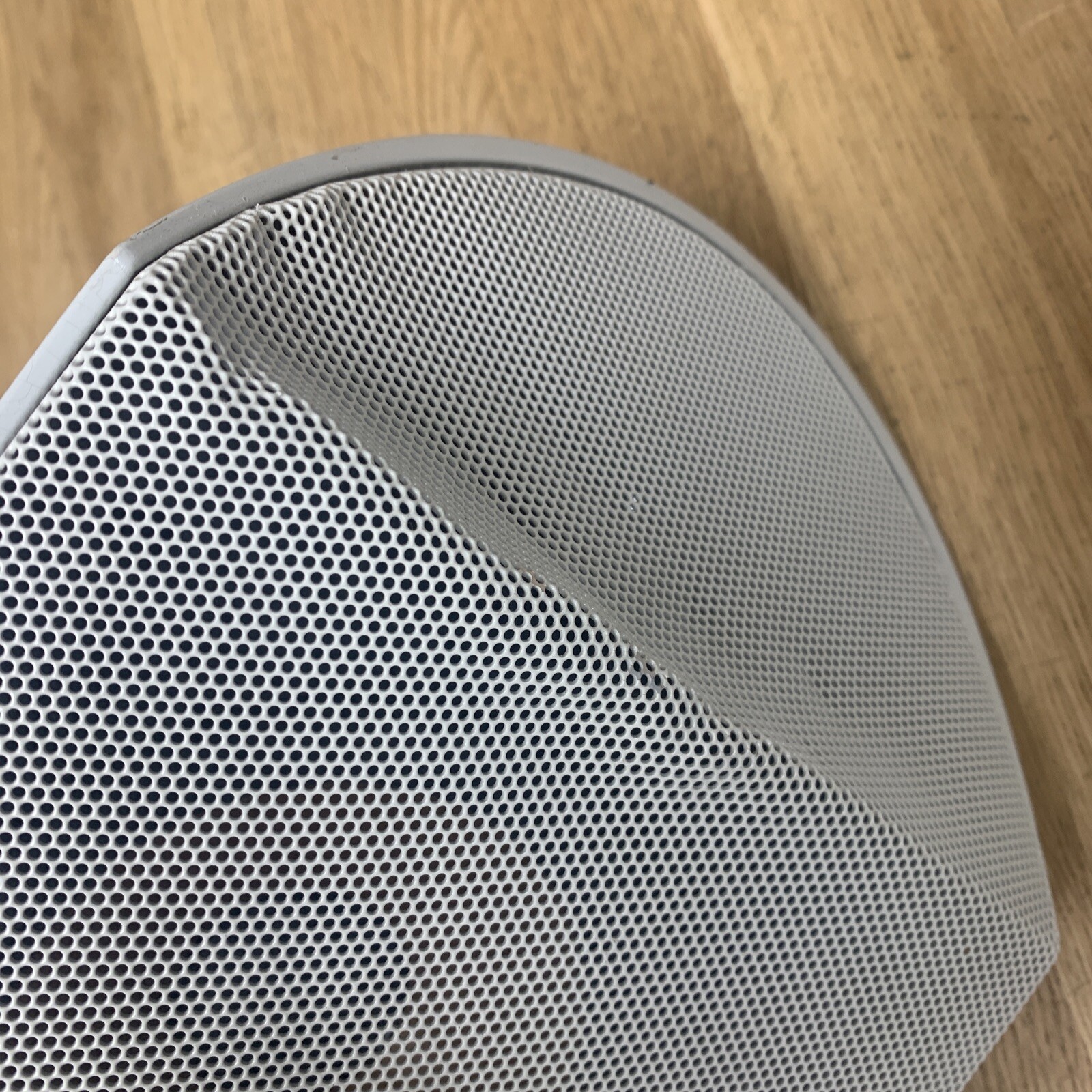 White Accurian Indoor/Outdoor Pair Speakers (AOD4113) Not Tested eBay