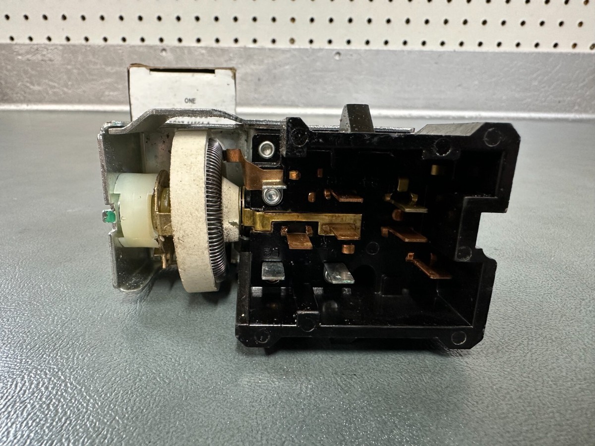 Ford OEM NOS 6C2Z-11654-A Headlight Switch 1994-2004 Mustang