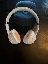 Beats - Solo 4 Wireless On-Ear Headphones - Cloud Pink