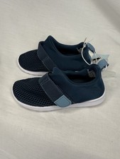 Cat Jack Toddler Austen Navy Blue water Shoes Size 7T NWT
