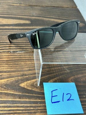 Ray-Ban New Wayfarer RB2132 622/58 Matte Rubber Black Sunglasses CRACKED LENS
